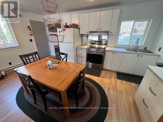 117 RAYCROFT PENINSULA, Lanark Highlands, Ontario, K0A3L0 — Photo 8