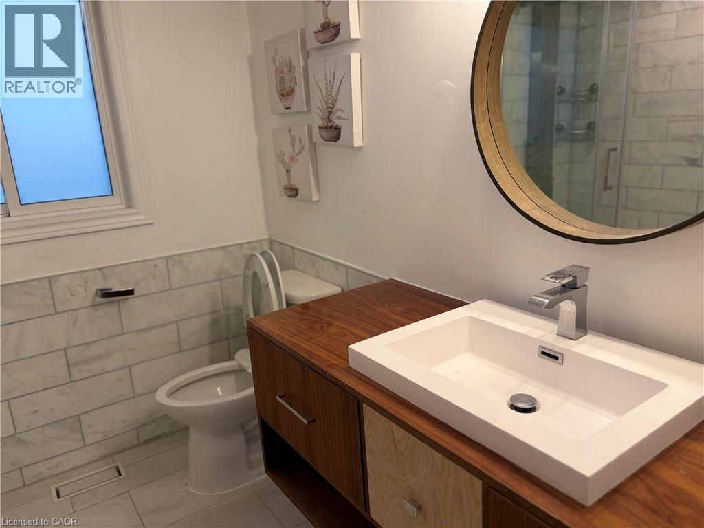 209 HALDANE Court, Waterloo, Ontario, N2T1T6 — Photo 20