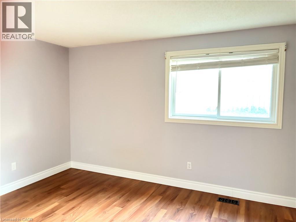 209 HALDANE Court, Waterloo, Ontario, N2T1T6 — Photo 22