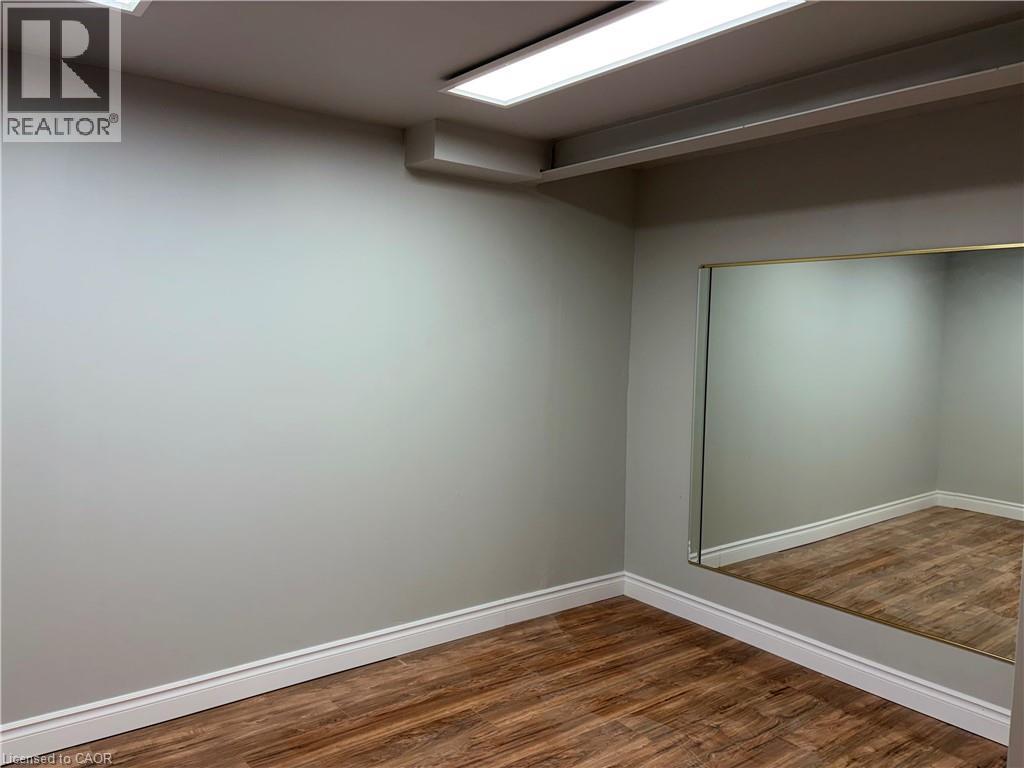 209 HALDANE Court, Waterloo, Ontario, N2T1T6 — Photo 31