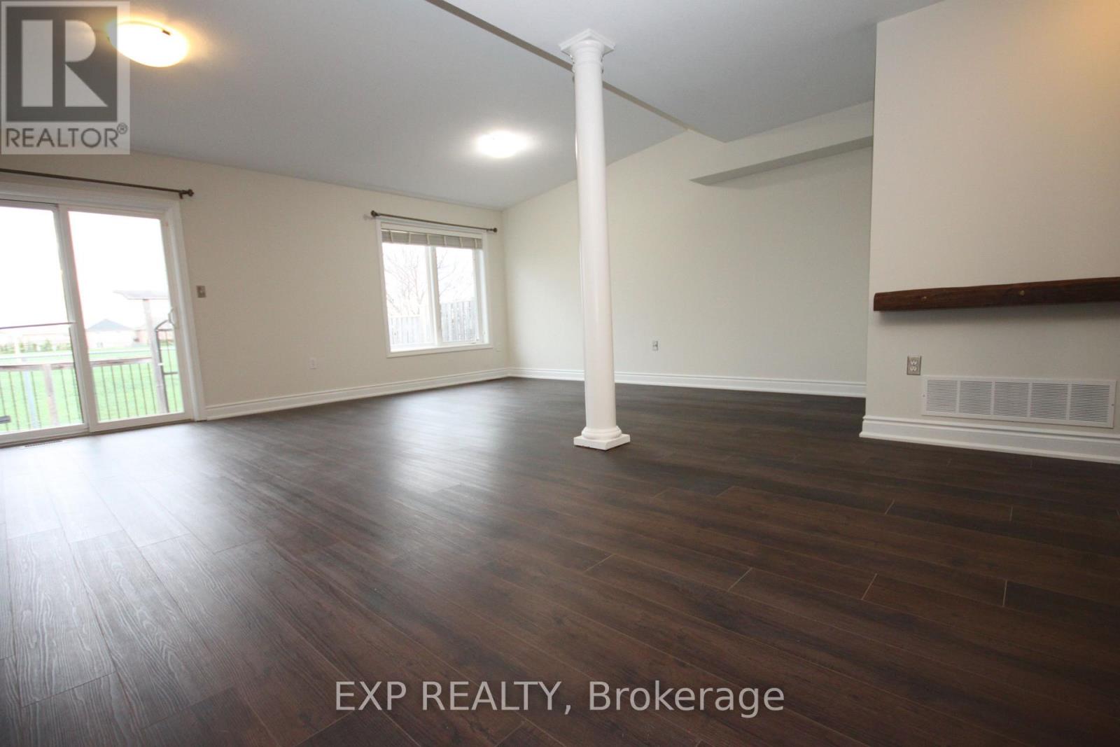 22 GERANIUM AVENUE N, Hamilton, Ontario, L0R1P0 — Photo 4