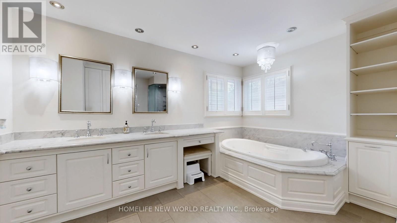 33 BEATTY CRESCENT, Aurora (Aurora Highlands), Ontario, L4G5V3 — Photo 21