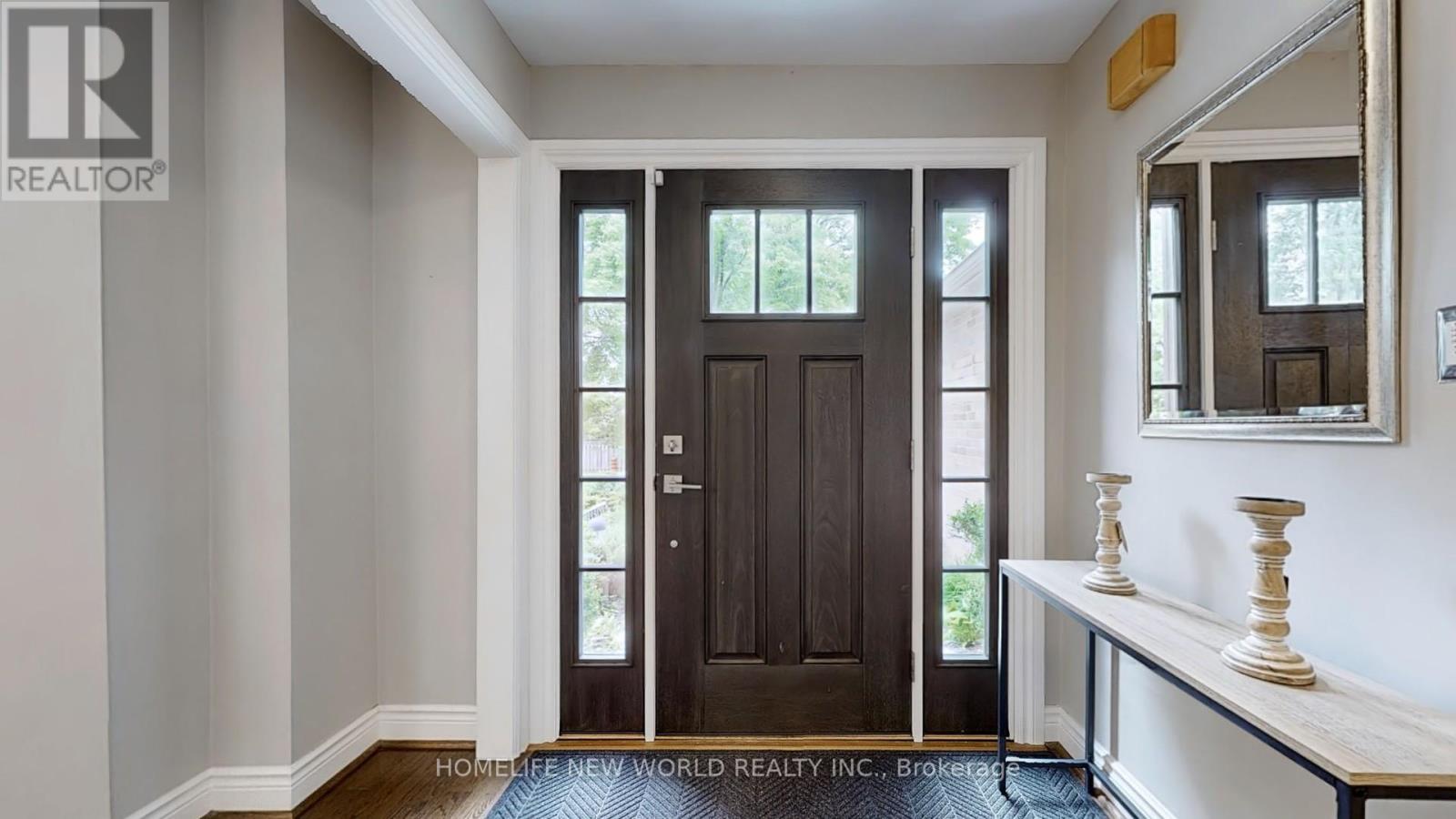 33 BEATTY CRESCENT, Aurora (Aurora Highlands), Ontario, L4G5V3 — Photo 4