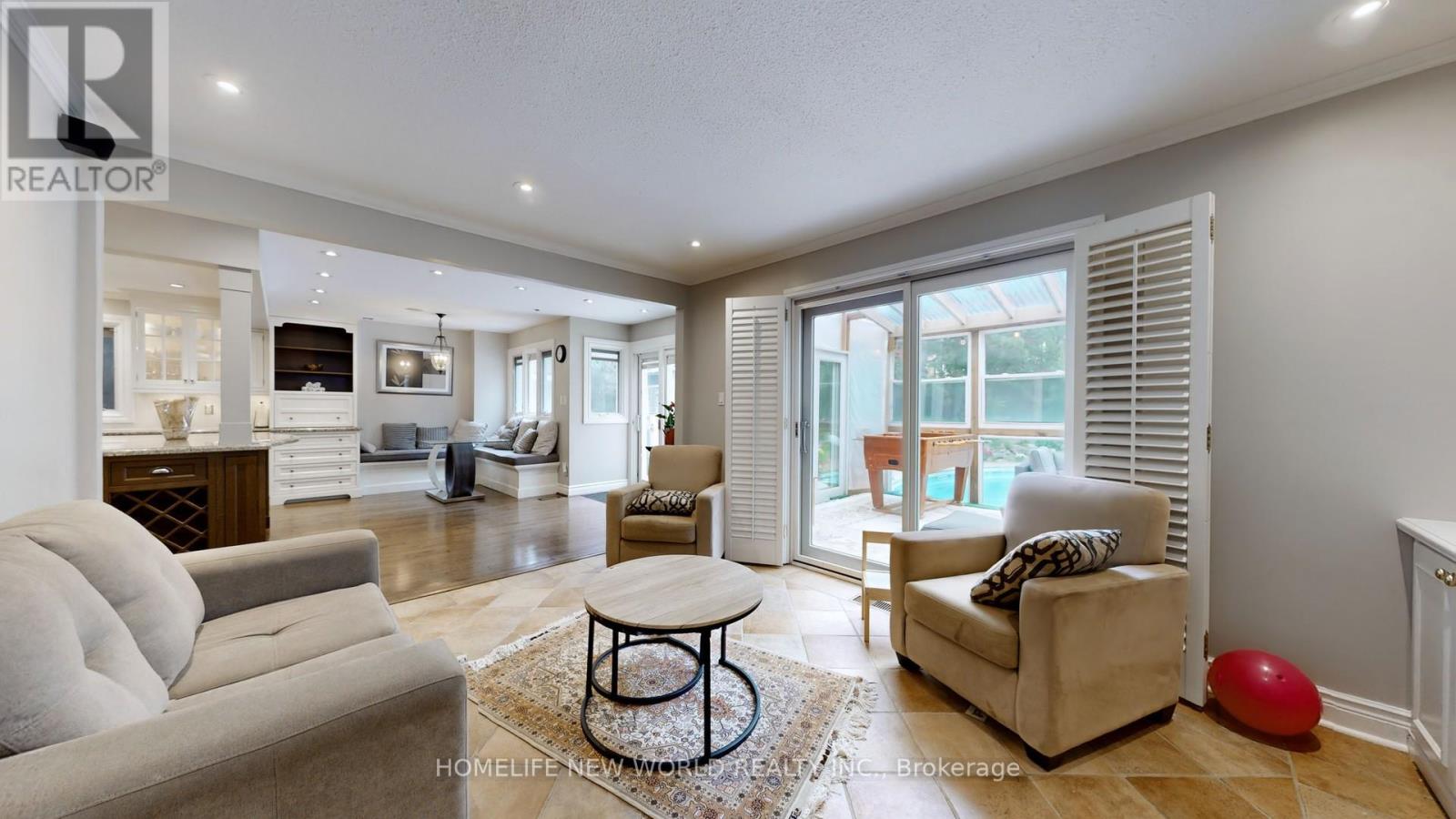 33 BEATTY CRESCENT, Aurora (Aurora Highlands), Ontario, L4G5V3 — Photo 7