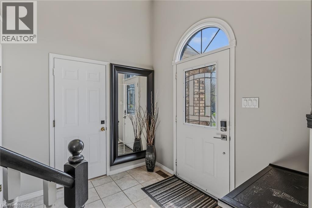 5 RICHTER Street, Brantford, Ontario, N3T6M2 — Photo 2