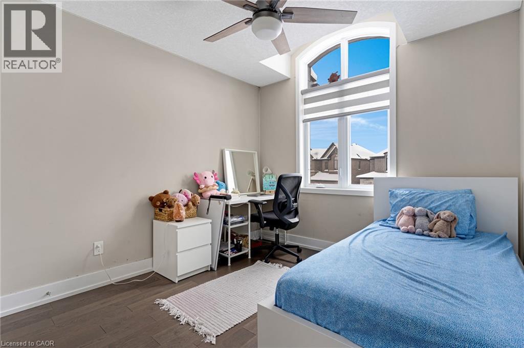 900 PONDCLIFFE Court, Kitchener, Ontario, N2R0M4 — Photo 20