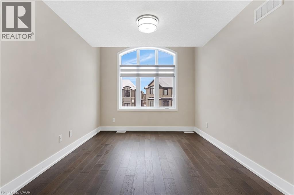 900 PONDCLIFFE Court, Kitchener, Ontario, N2R0M4 — Photo 23