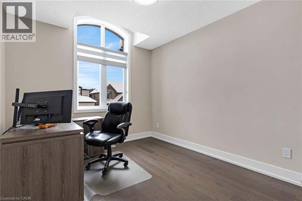 900 PONDCLIFFE Court, Kitchener, Ontario, N2R0M4 — Photo 26