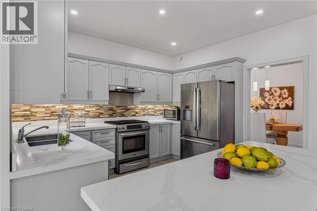 14 HEARTHBRIDGE Street, Kitchener, Ontario, N2R1L5 — Photo 11