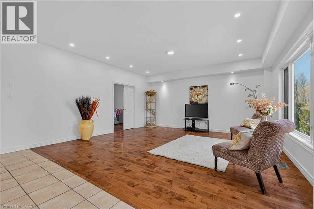 14 HEARTHBRIDGE Street, Kitchener, Ontario, N2R1L5 — Photo 15