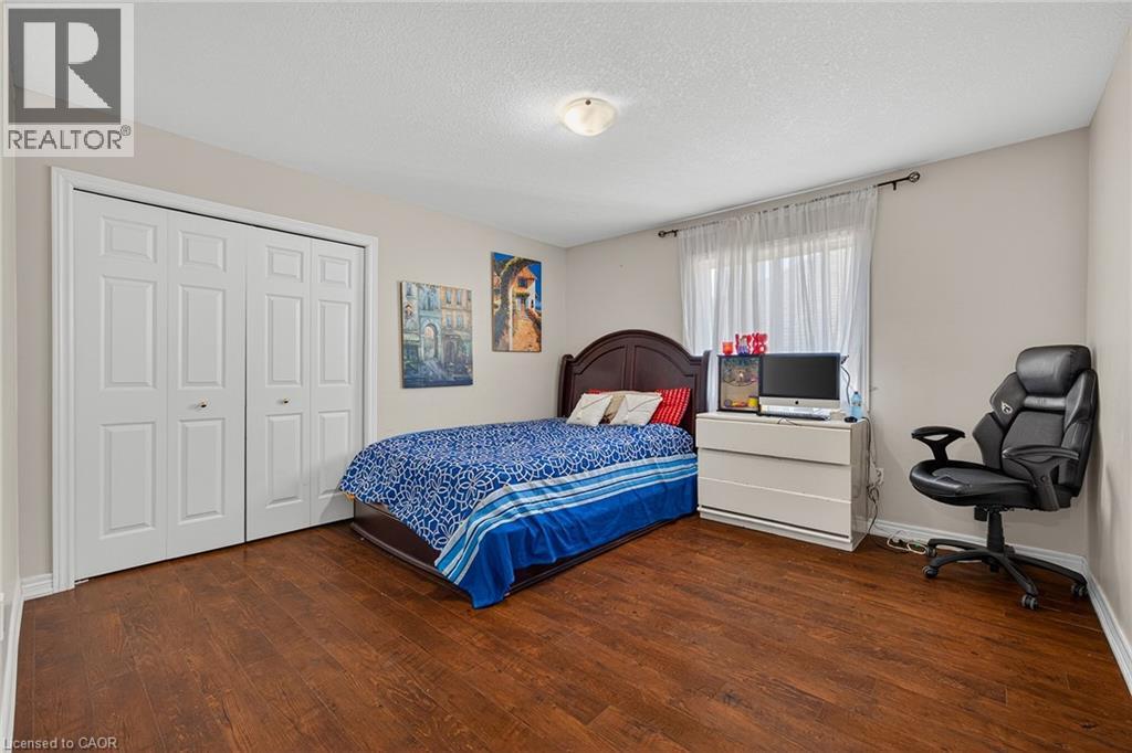 14 HEARTHBRIDGE Street, Kitchener, Ontario, N2R1L5 — Photo 27