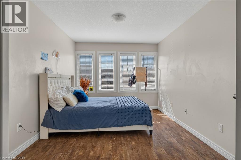 14 HEARTHBRIDGE Street, Kitchener, Ontario, N2R1L5 — Photo 29