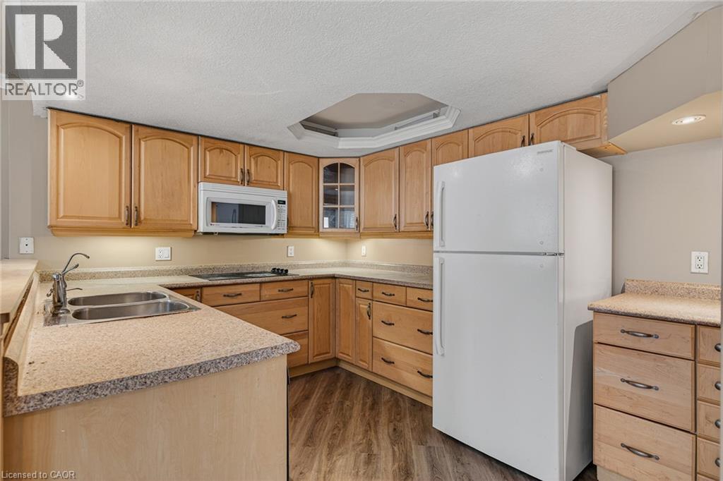 14 HEARTHBRIDGE Street, Kitchener, Ontario, N2R1L5 — Photo 37