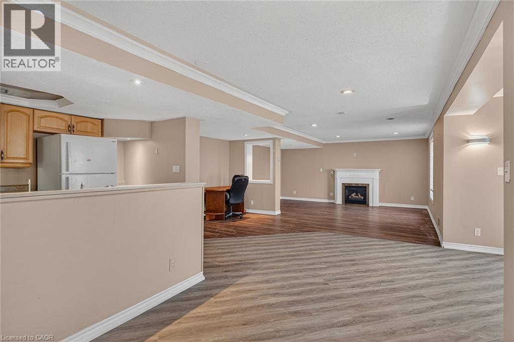 14 HEARTHBRIDGE Street, Kitchener, Ontario, N2R1L5 — Photo 38