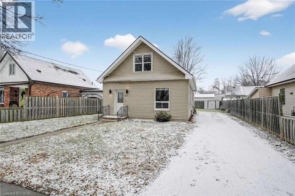 332 QUEEN Street N, Simcoe, Ontario, N3Y3Z1 — Photo 4