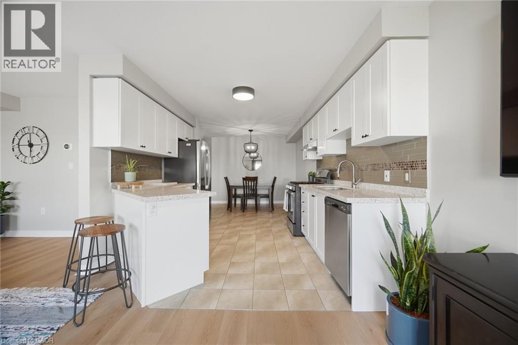 92 CELESTIAL Crescent, Stoney Creek, Ontario, L0R1P0 — Photo 13