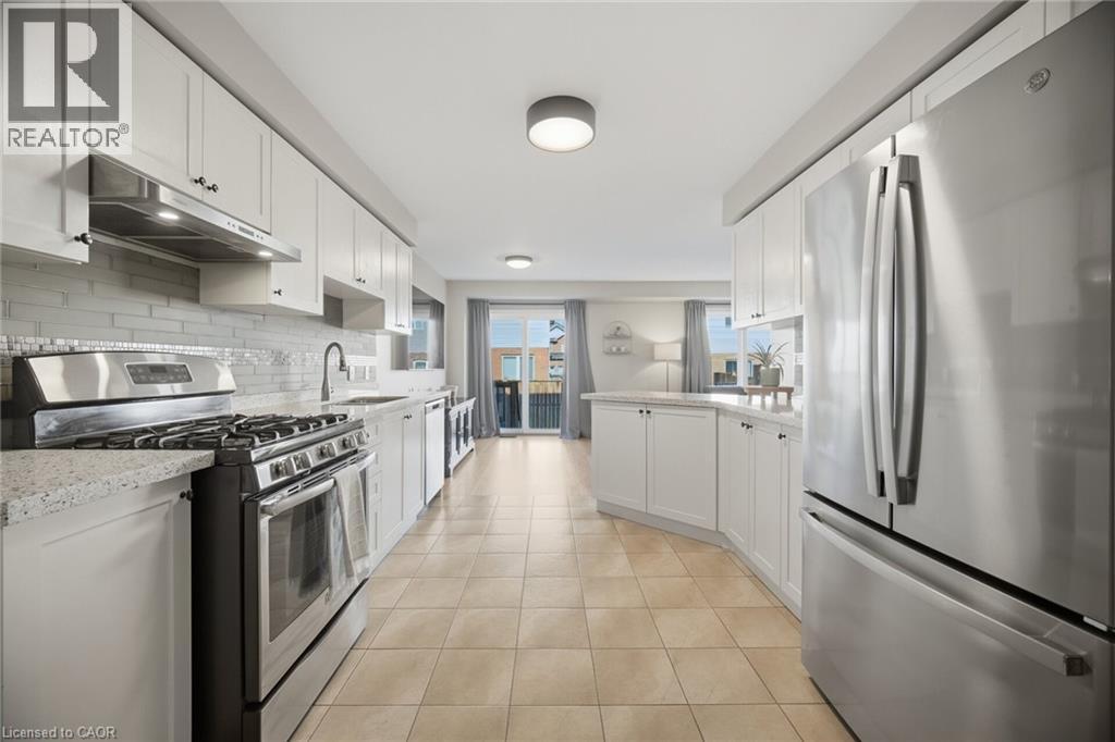 92 CELESTIAL Crescent, Stoney Creek, Ontario, L0R1P0 — Photo 14