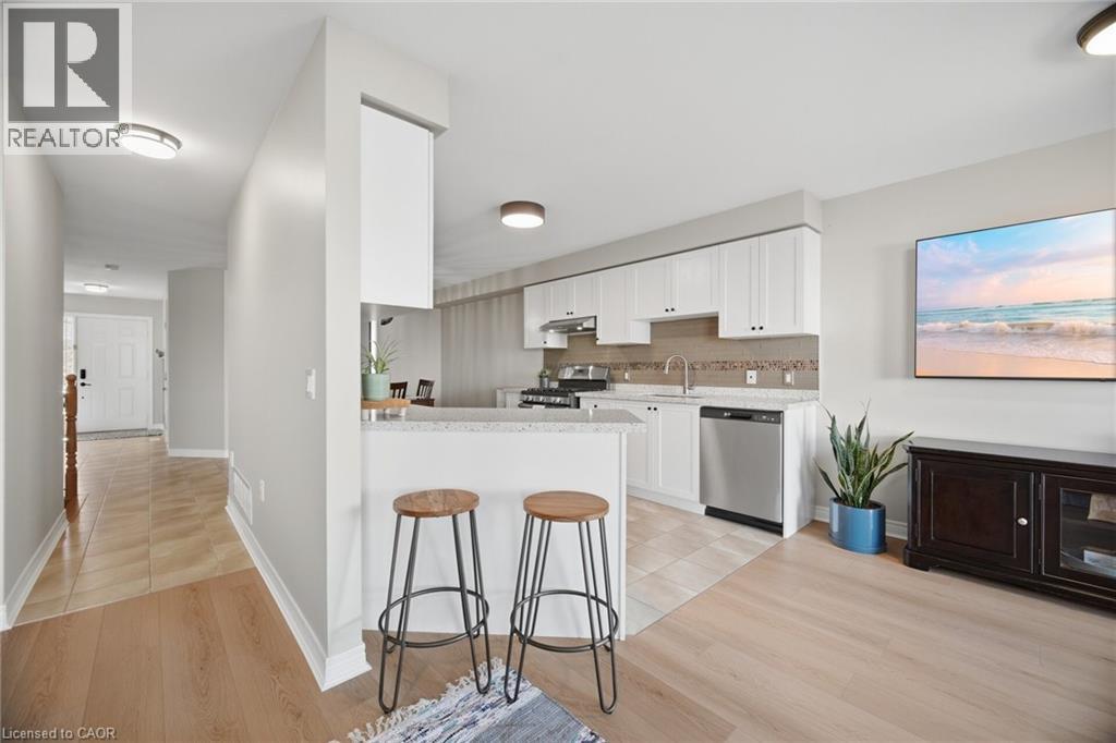 92 CELESTIAL Crescent, Stoney Creek, Ontario, L0R1P0 — Photo 15