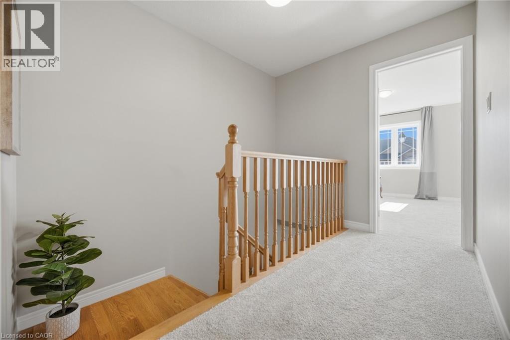 92 CELESTIAL Crescent, Stoney Creek, Ontario, L0R1P0 — Photo 23