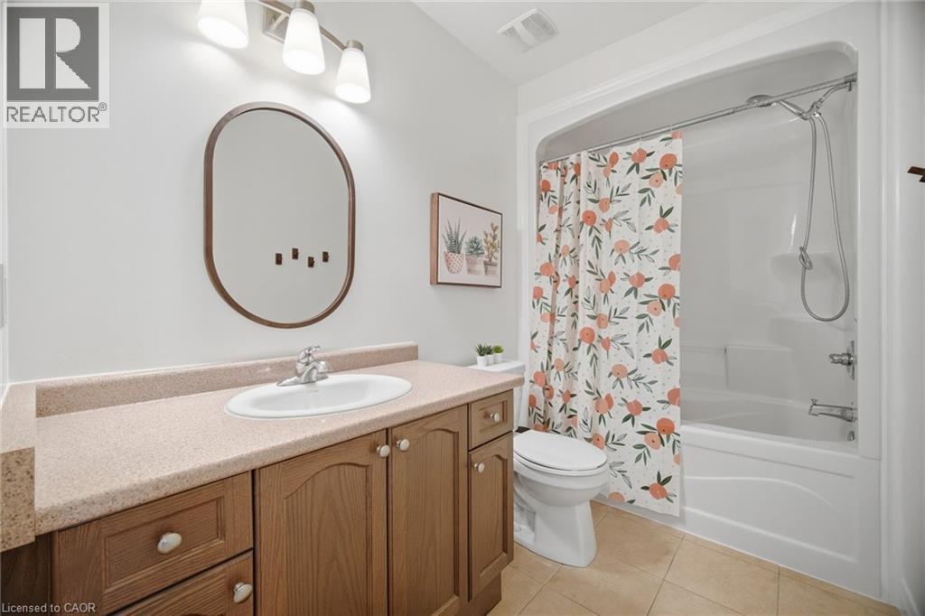 92 CELESTIAL Crescent, Stoney Creek, Ontario, L0R1P0 — Photo 38