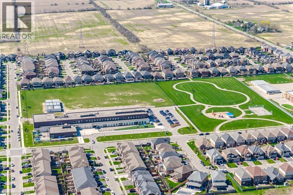 92 CELESTIAL Crescent, Stoney Creek, Ontario, L0R1P0 — Photo 44