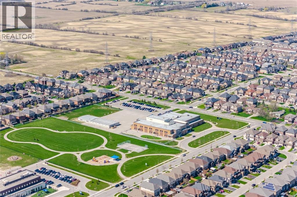 92 CELESTIAL Crescent, Stoney Creek, Ontario, L0R1P0 — Photo 46