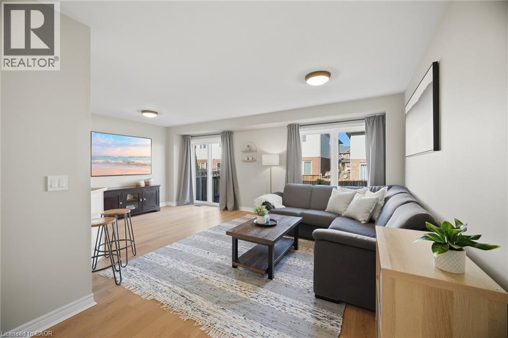 92 CELESTIAL Crescent, Stoney Creek, Ontario, L0R1P0 — Photo 9