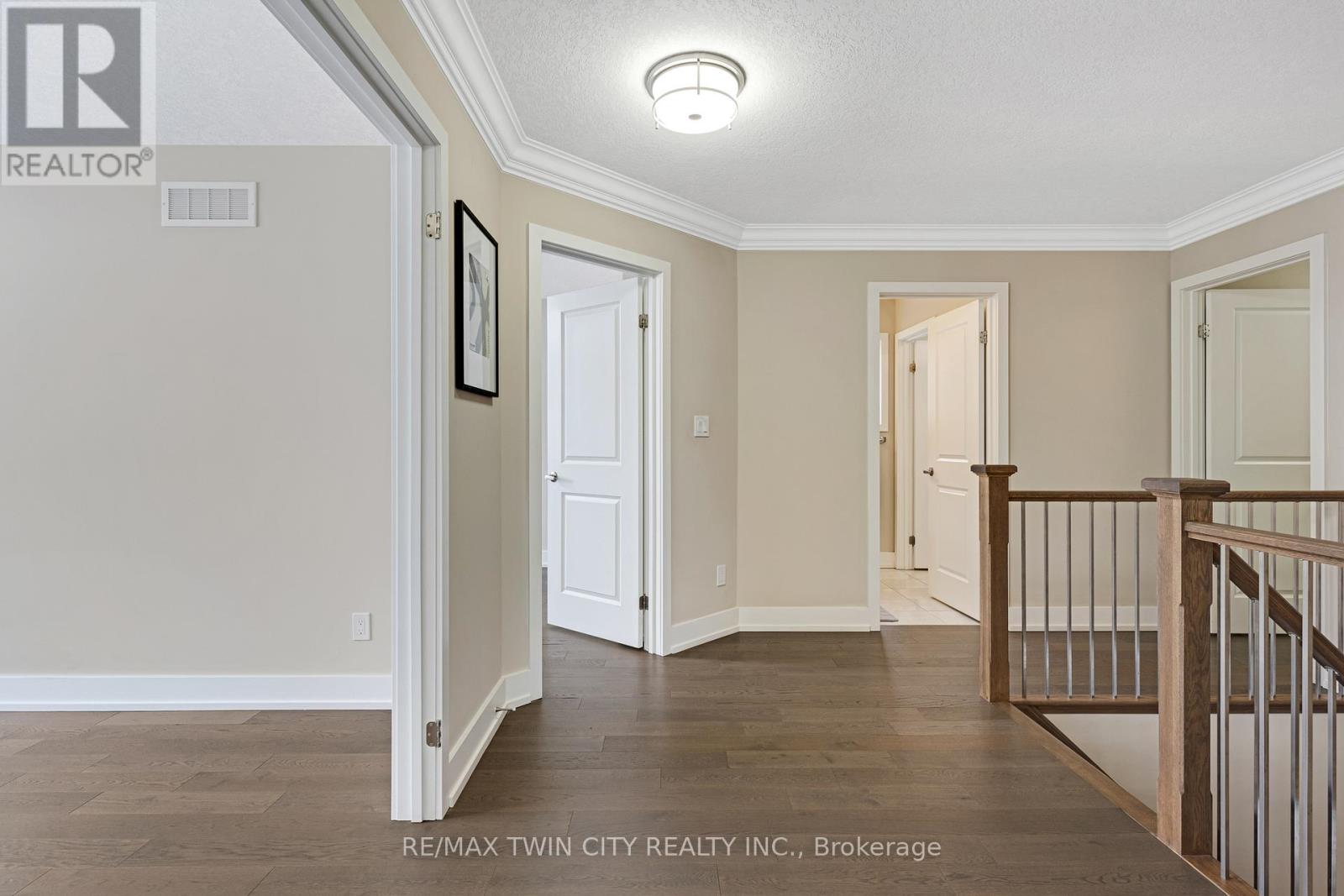 900 PONDCLIFFE DRIVE, Kitchener, Ontario, N2R0M9 — Photo 22