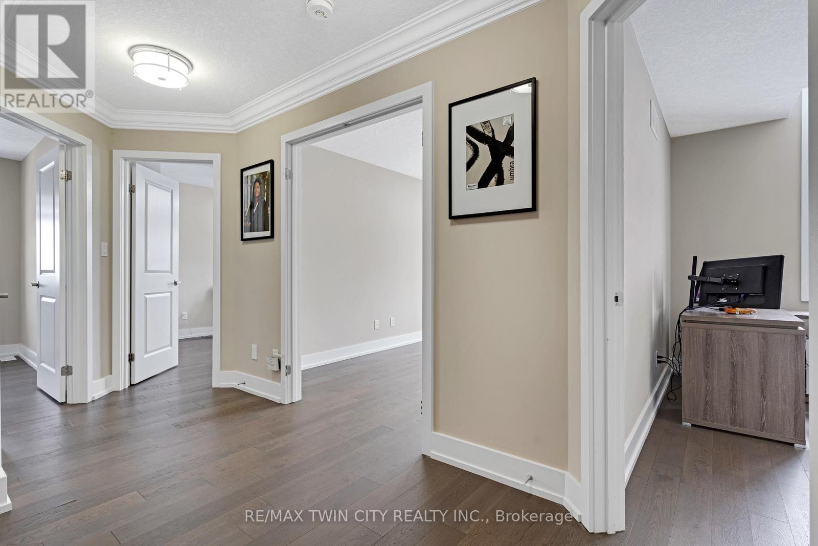 900 PONDCLIFFE DRIVE, Kitchener, Ontario, N2R0M9 — Photo 25