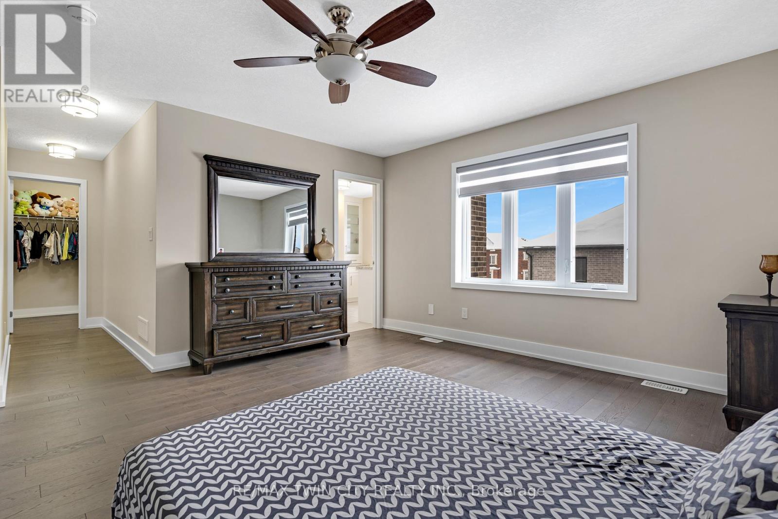 900 PONDCLIFFE DRIVE, Kitchener, Ontario, N2R0M9 — Photo 32