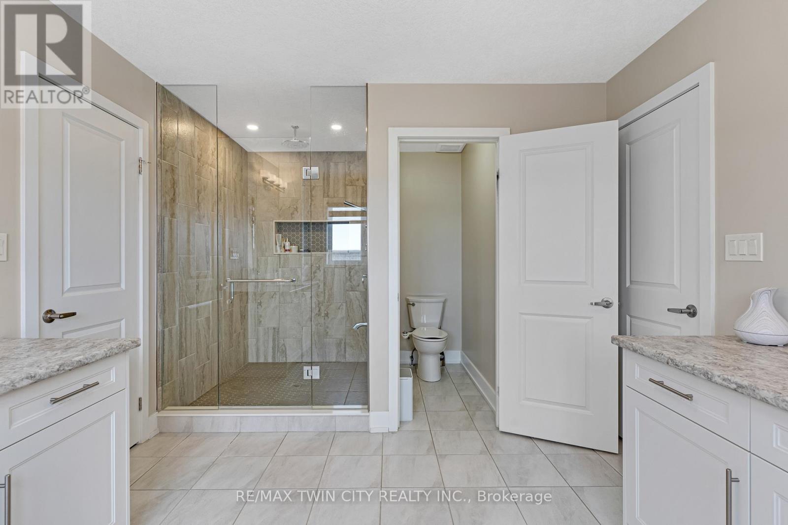 900 PONDCLIFFE DRIVE, Kitchener, Ontario, N2R0M9 — Photo 35