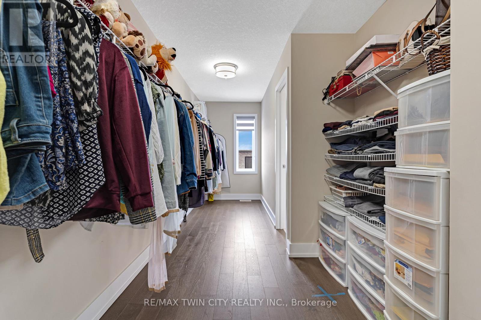 900 PONDCLIFFE DRIVE, Kitchener, Ontario, N2R0M9 — Photo 37