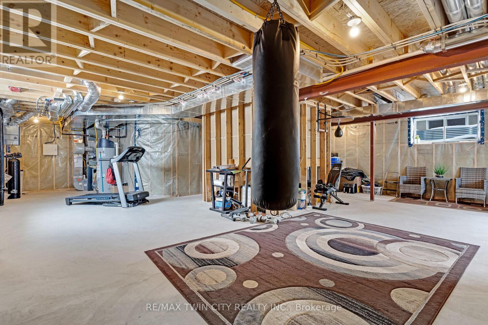 900 PONDCLIFFE DRIVE, Kitchener, Ontario, N2R0M9 — Photo 40