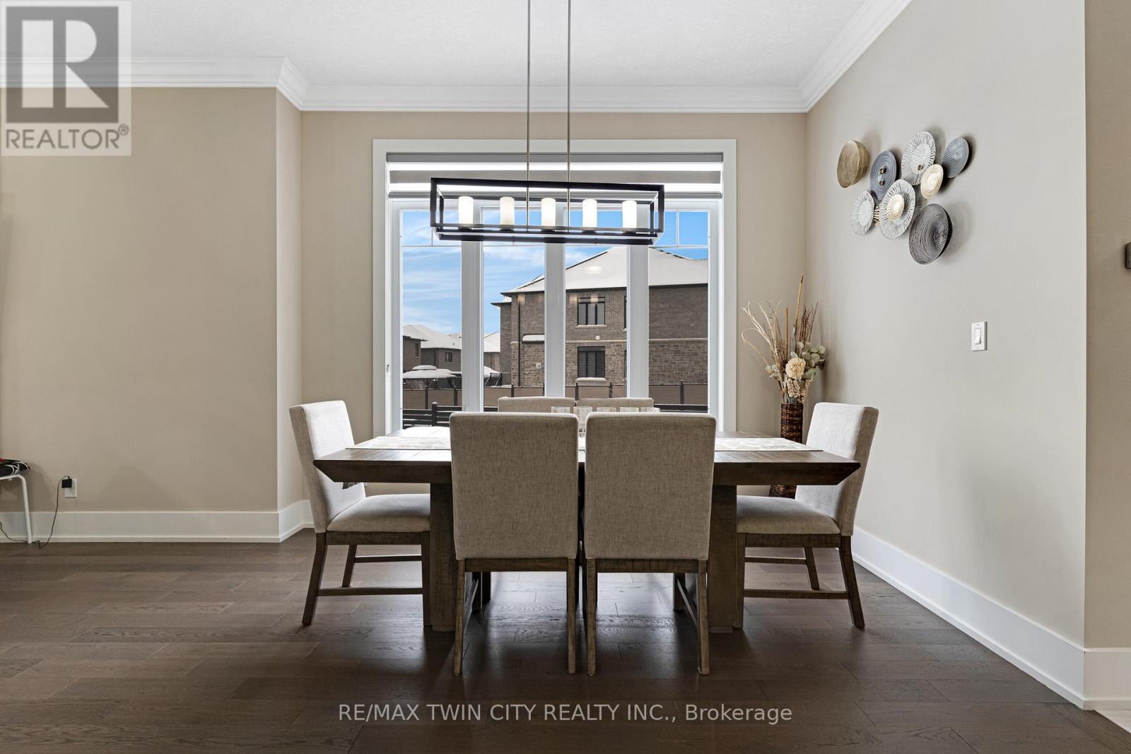 900 PONDCLIFFE DRIVE, Kitchener, Ontario, N2R0M9 — Photo 6