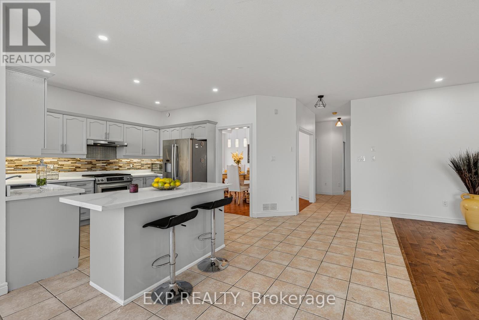 14 HEARTHBRIDGE STREET, Kitchener, Ontario, N2R1L5 — Photo 10