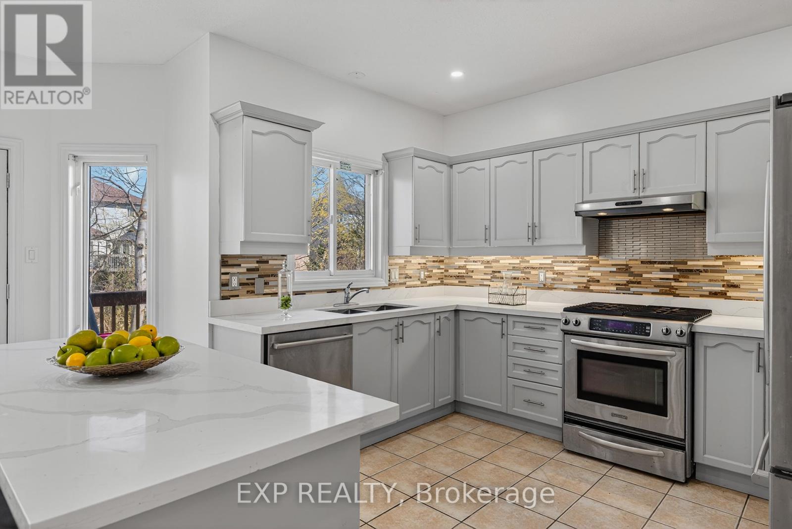 14 HEARTHBRIDGE STREET, Kitchener, Ontario, N2R1L5 — Photo 12