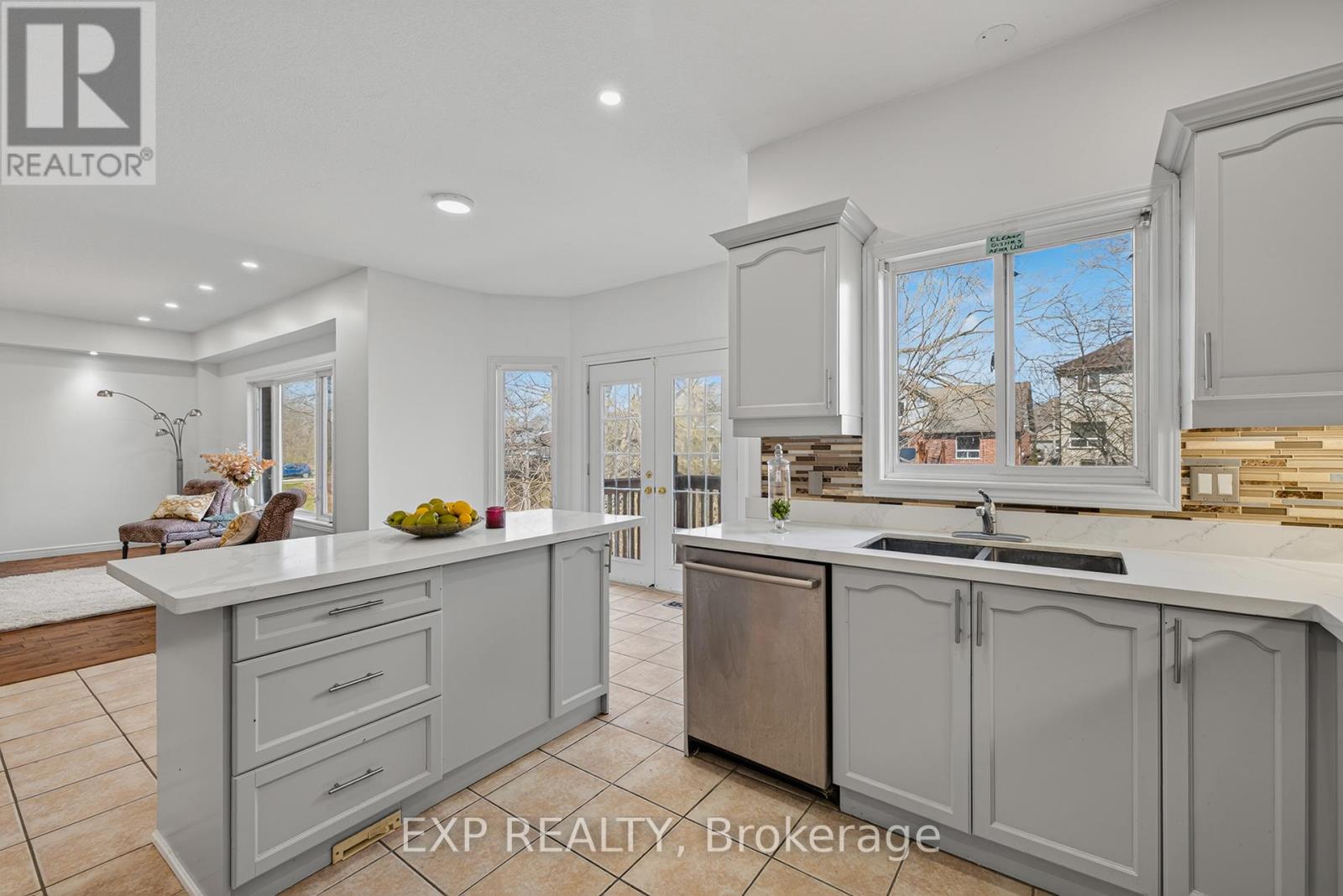 14 HEARTHBRIDGE STREET, Kitchener, Ontario, N2R1L5 — Photo 13