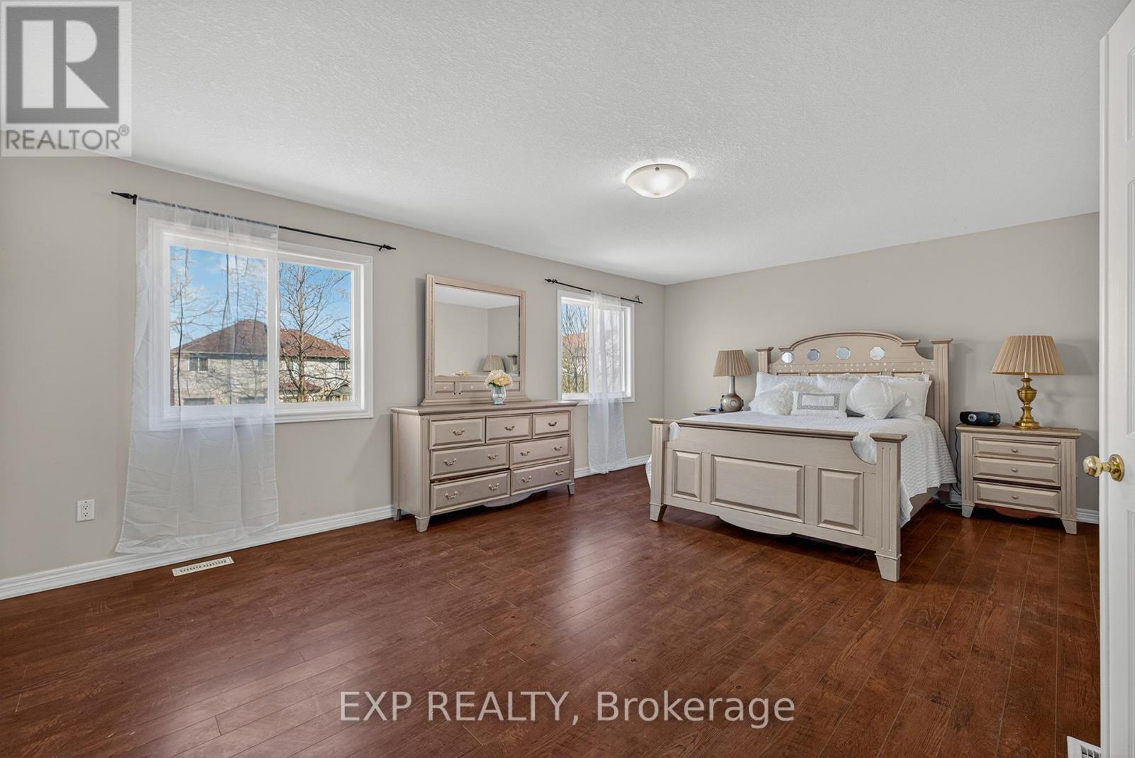 14 HEARTHBRIDGE STREET, Kitchener, Ontario, N2R1L5 — Photo 23