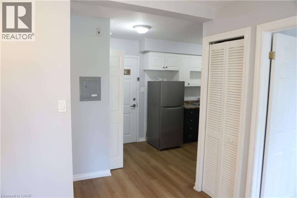 28 VICTORIA Avenue N Unit# 314, Hamilton, Ontario, L8L5E1 — Photo 3