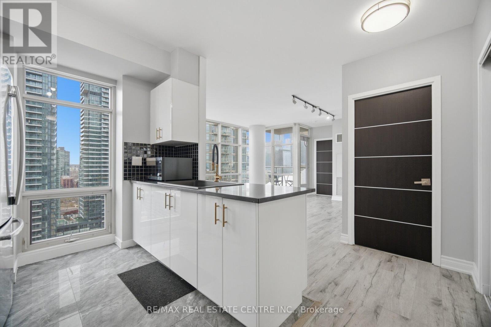 3306 - 35 MARINER TERRACE, Toronto (Waterfront Communities), Ontario, M5V3V9 — Photo 11