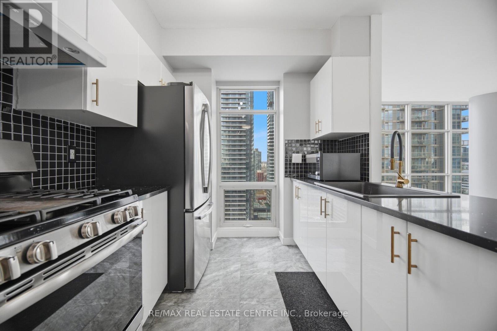 3306 - 35 MARINER TERRACE, Toronto (Waterfront Communities), Ontario, M5V3V9 — Photo 7