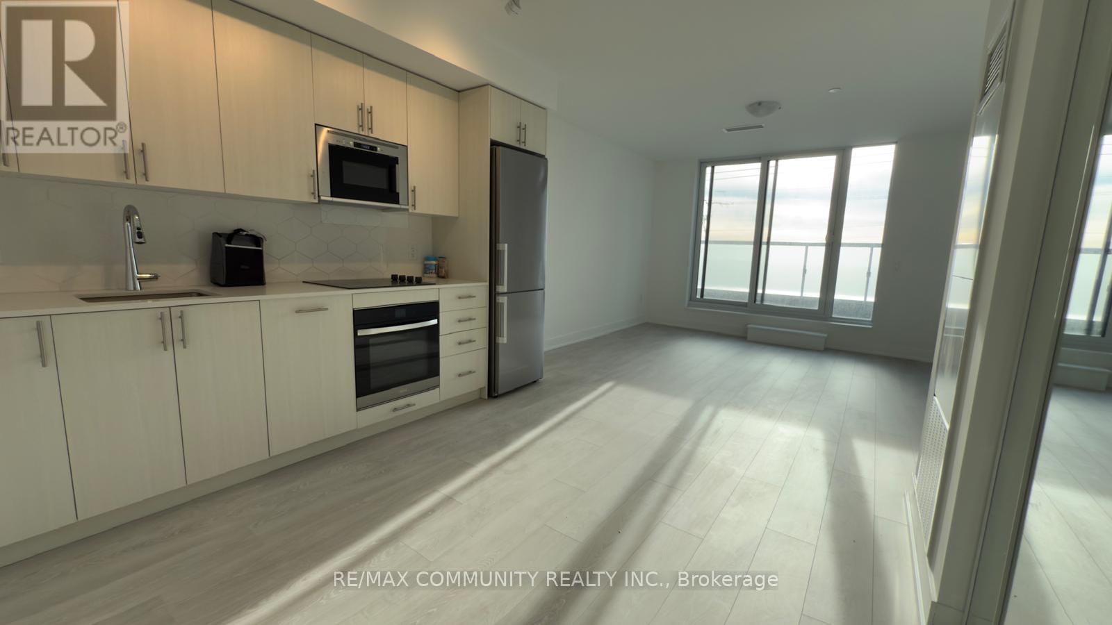 319 - 2545 SIMCOE STREET N, Oshawa (Windfields), Ontario, L1L0W3 — Photo 3