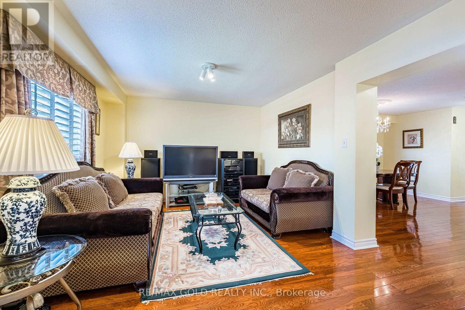 46 MCCRIMMON DRIVE, Brampton (Fletcher's Meadow), Ontario, L7A2Z5 — Photo 10