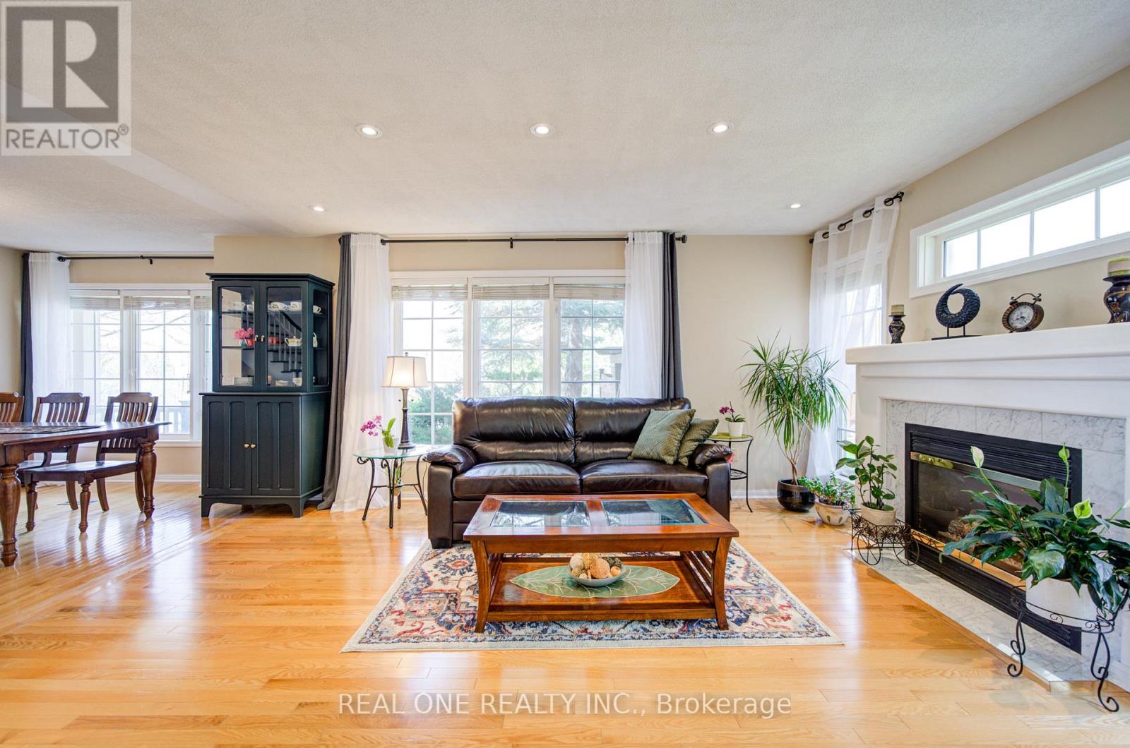 2 DRAWBRIDGE DRIVE, Markham (Berczy), Ontario, L6C2B2 — Photo 18