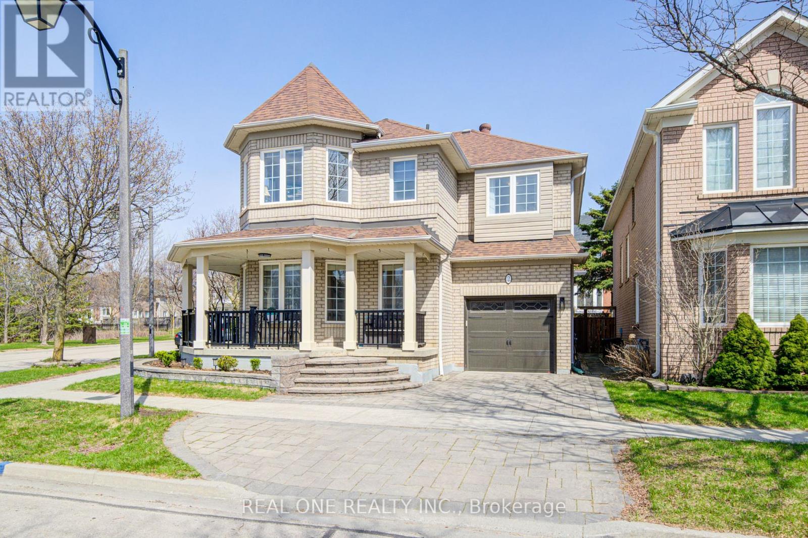 2 DRAWBRIDGE DRIVE, Markham (Berczy), Ontario, L6C2B2 — Photo 4