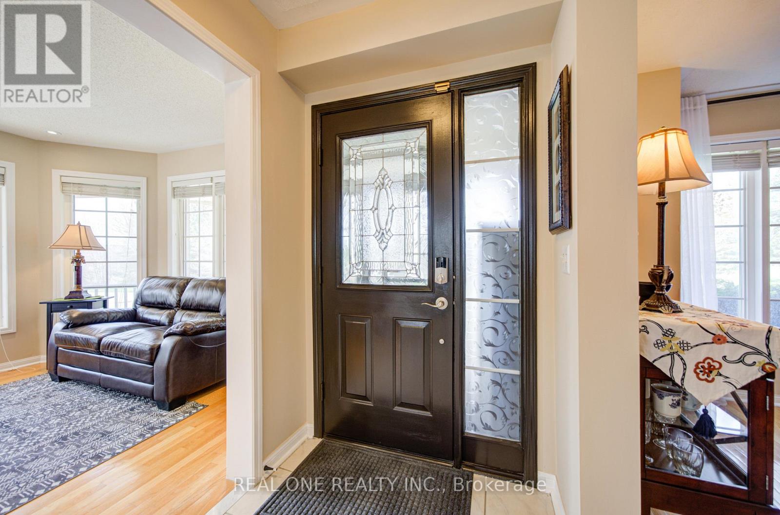 2 DRAWBRIDGE DRIVE, Markham (Berczy), Ontario, L6C2B2 — Photo 6