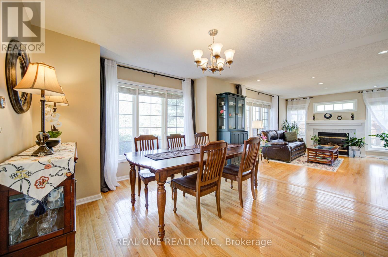 2 DRAWBRIDGE DRIVE, Markham (Berczy), Ontario, L6C2B2 — Photo 7