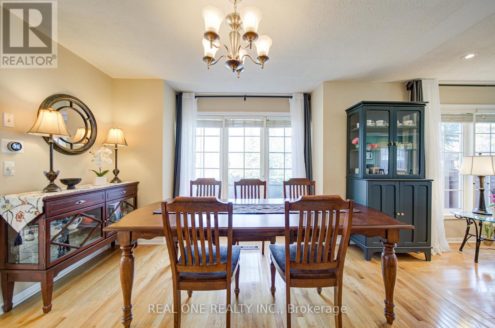 2 DRAWBRIDGE DRIVE, Markham (Berczy), Ontario, L6C2B2 — Photo 8