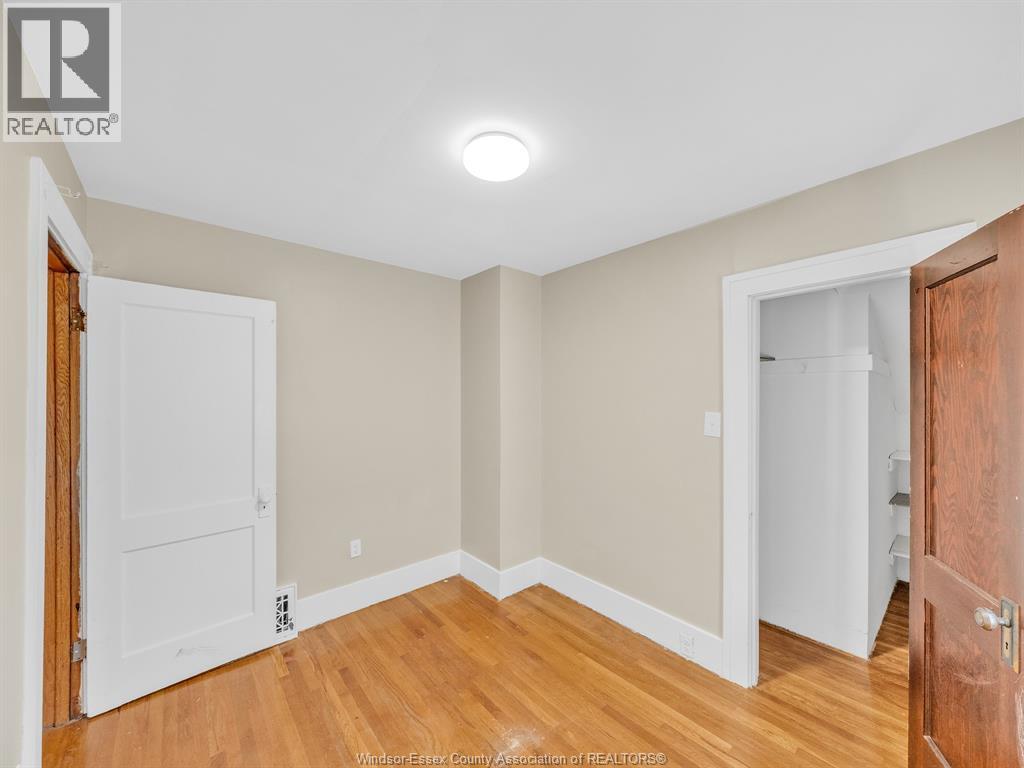 1077 Moy AVENUE, Windsor, Ontario, N9A2P2 — Photo 6