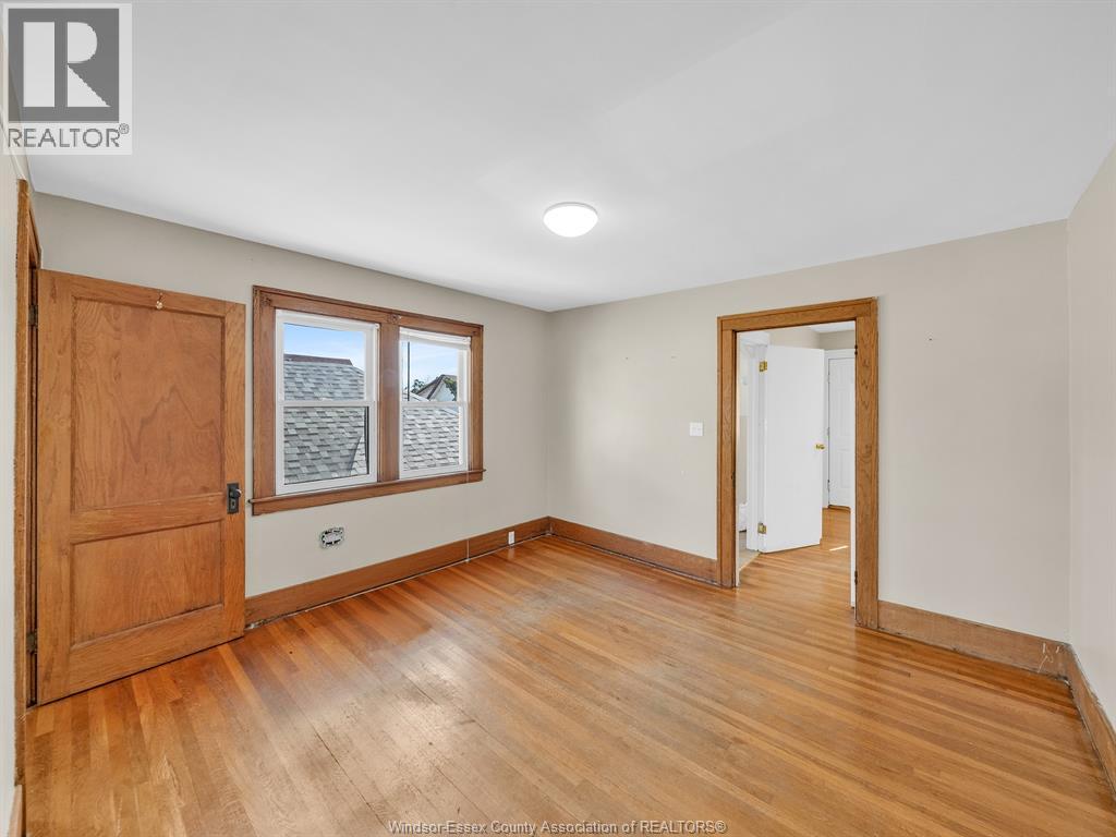 1077 Moy AVENUE, Windsor, Ontario, N9A2P2 — Photo 9